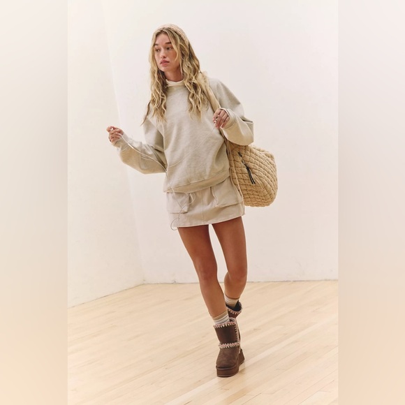 NWOT Free People For The Win Pullover